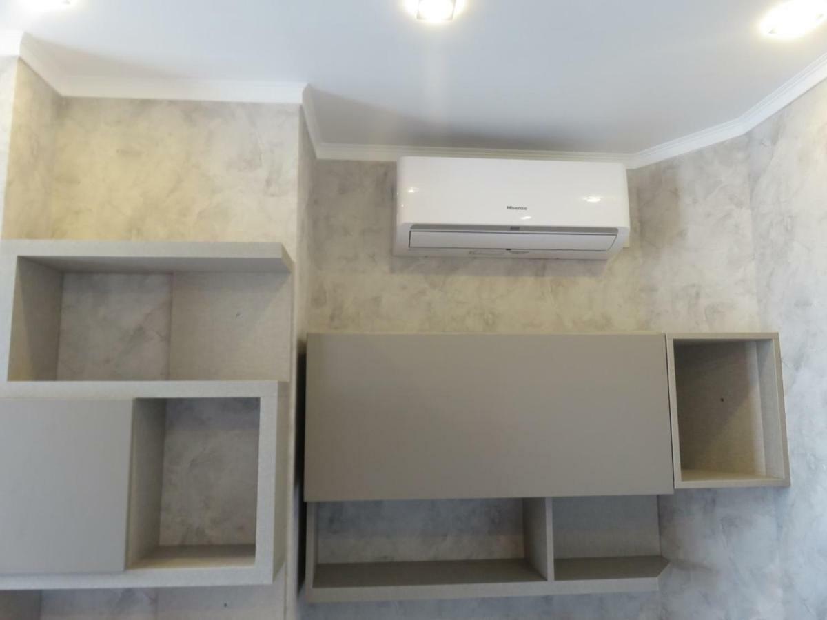 Apartament DeLux Sea View Batoemi Buitenkant foto
